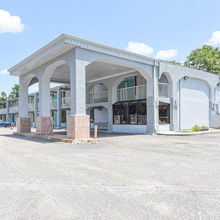 Hotel Valdosta Ga I-75 & Us-221 N Hwy エクステリア 写真