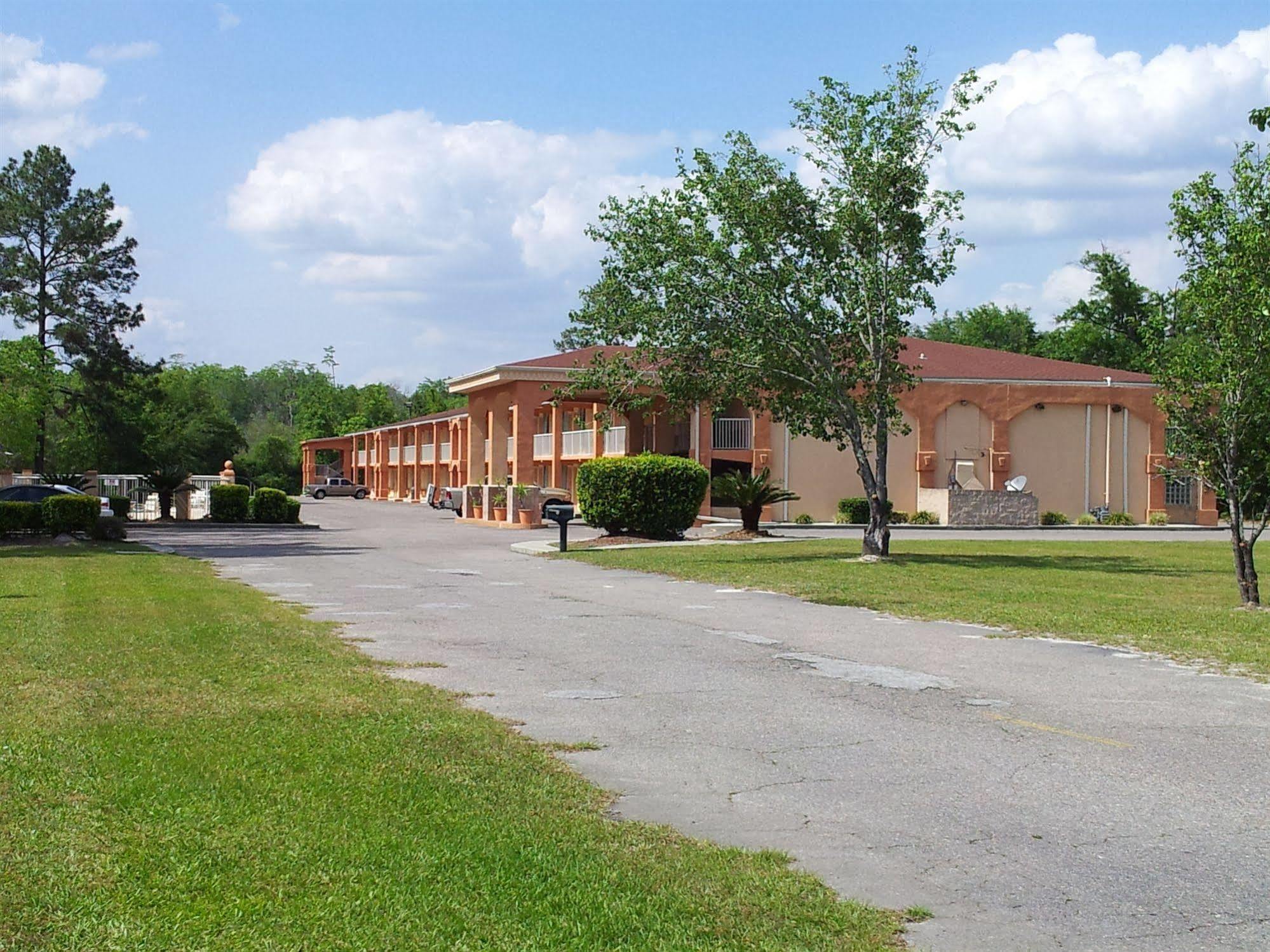 Hotel Valdosta Ga I-75 & Us-221 N Hwy エクステリア 写真