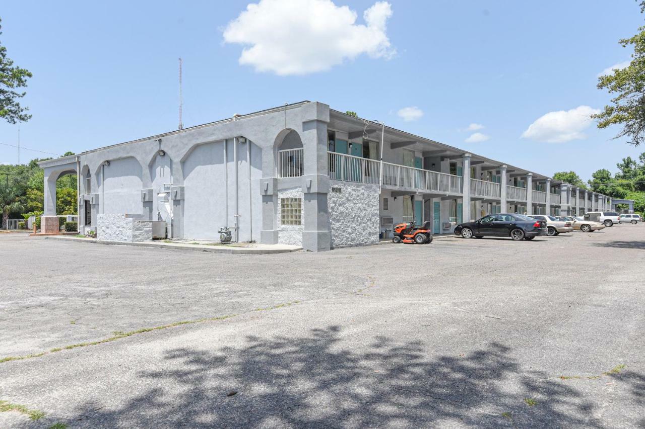 Hotel Valdosta Ga I-75 & Us-221 N Hwy エクステリア 写真
